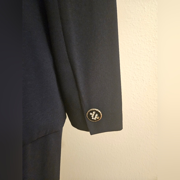 FELICE Two Piece Ladies Elegant Navy Suit - Picture 8 of 8